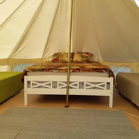 Glamping مكان تخييم *